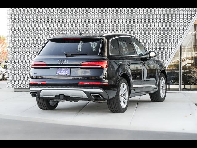 2025 Audi Q7 Premium Plus