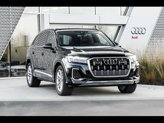 2025 Audi Q7 Premium Plus