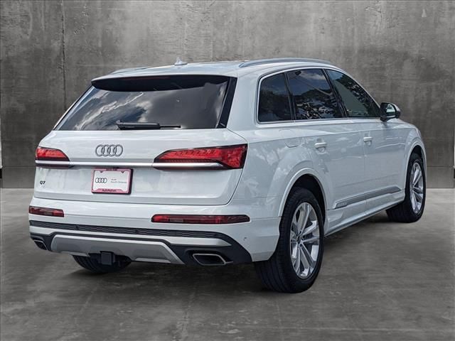 2025 Audi Q7 Premium Plus