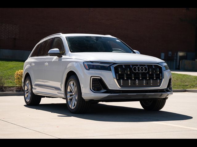 2025 Audi Q7 Premium Plus