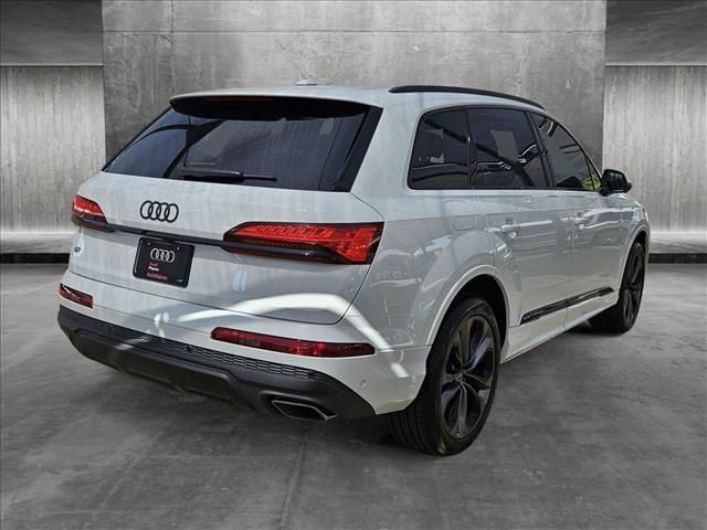 2025 Audi Q7 Premium Plus