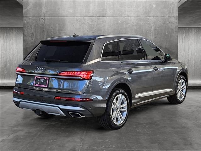 2025 Audi Q7 Premium Plus