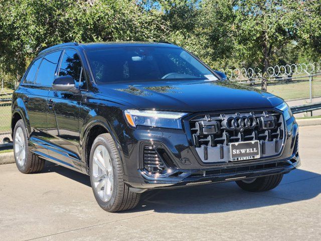 2025 Audi Q7 Premium Plus