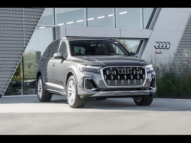 2025 Audi Q7 Premium Plus