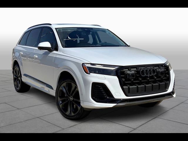 2025 Audi Q7 Premium Plus