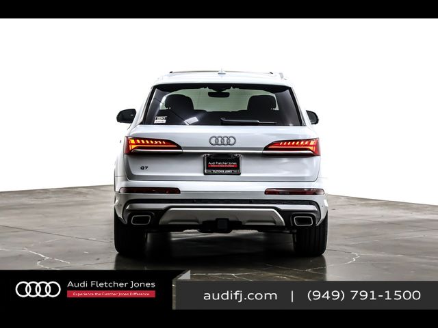 2025 Audi Q7 Premium Plus