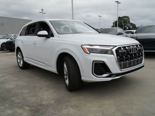 2025 Audi Q7 Premium Plus