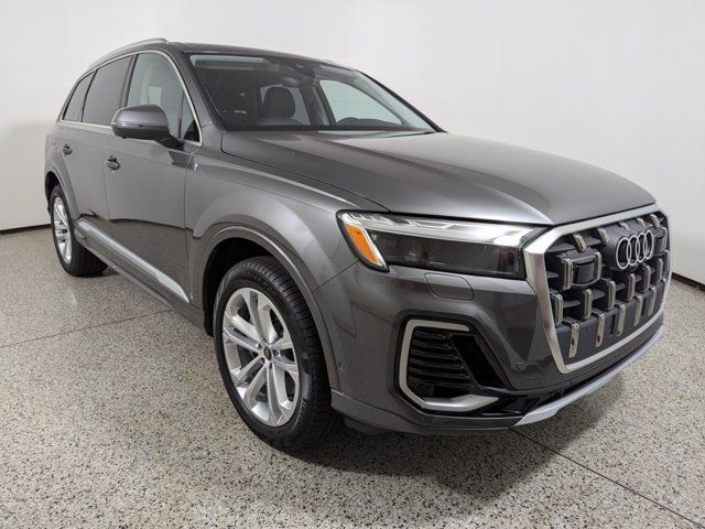 2025 Audi Q7 Premium Plus