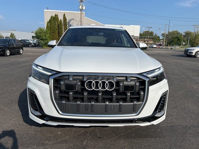 2025 Audi Q7 Premium Plus