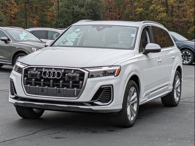 2025 Audi Q7 Premium Plus