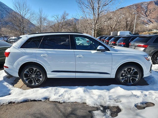 2025 Audi Q7 Premium Plus