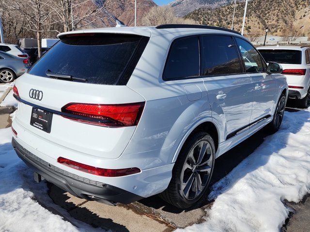 2025 Audi Q7 Premium Plus