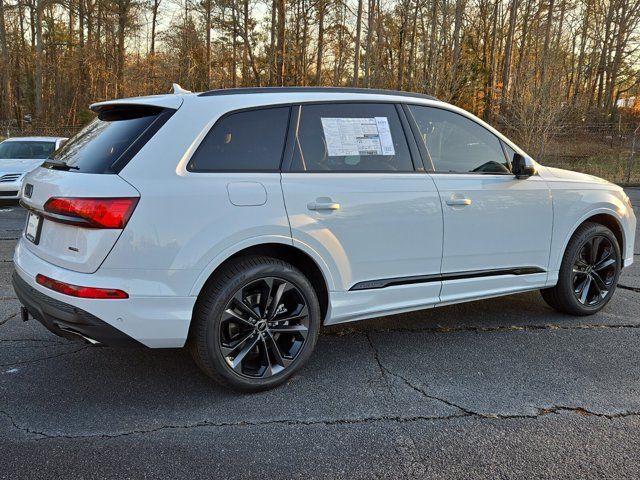 2025 Audi Q7 Premium Plus