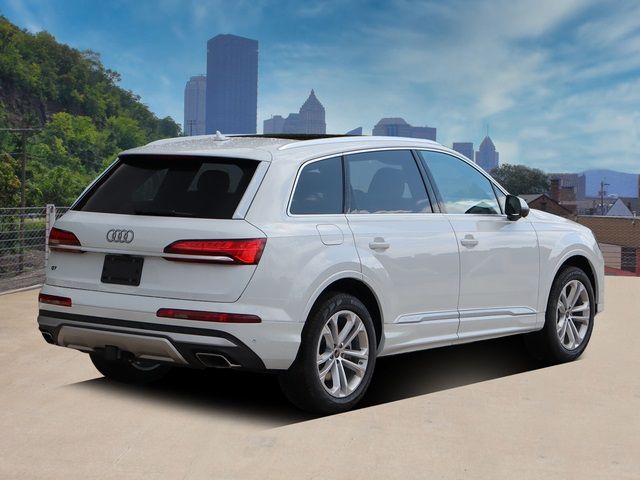 2025 Audi Q7 Premium Plus