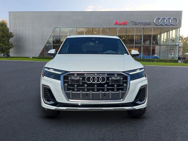 2025 Audi Q7 Premium Plus