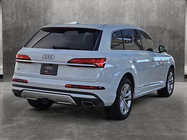 2025 Audi Q7 Premium Plus