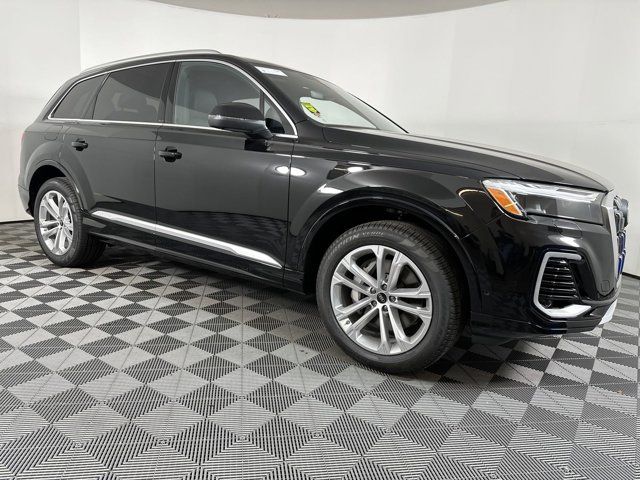 2025 Audi Q7 Premium Plus