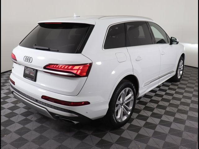 2025 Audi Q7 Premium Plus