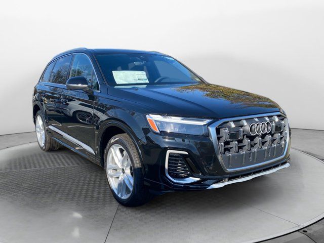 2025 Audi Q7 Premium Plus