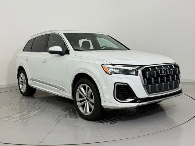 2025 Audi Q7 Premium Plus