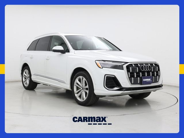 2025 Audi Q7 Premium Plus