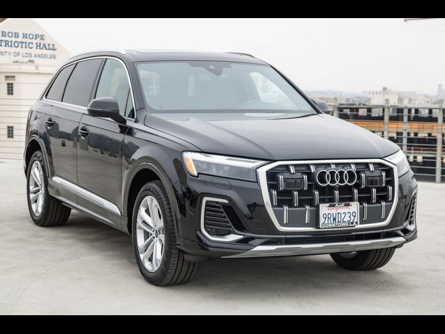 2025 Audi Q7 Premium Plus