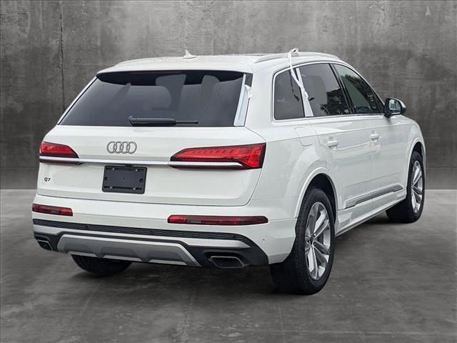 2025 Audi Q7 Premium Plus