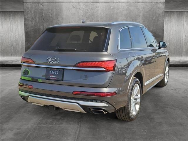 2025 Audi Q7 Premium Plus