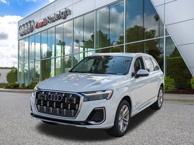 2025 Audi Q7 Premium Plus