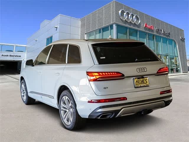 2025 Audi Q7 Premium Plus