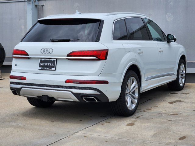 2025 Audi Q7 Premium Plus