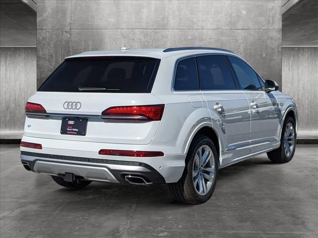 2025 Audi Q7 Premium Plus