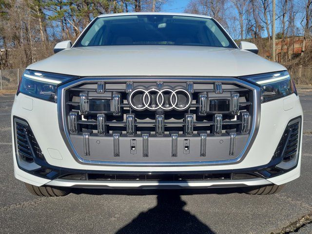 2025 Audi Q7 Premium Plus