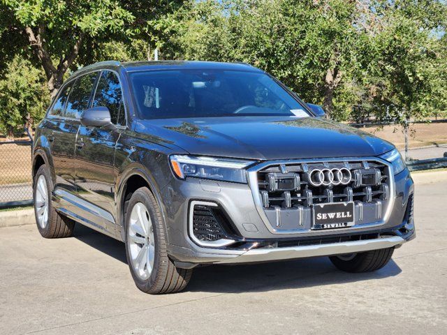 2025 Audi Q7 Premium Plus