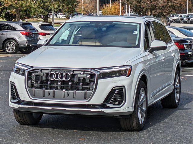 2025 Audi Q7 Premium Plus