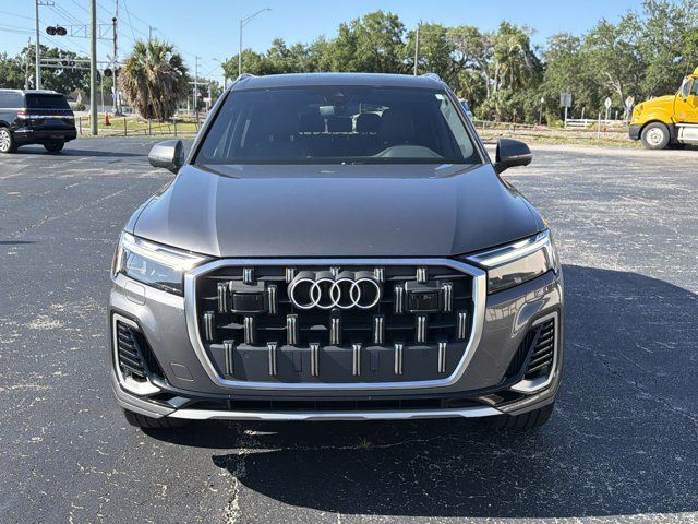2025 Audi Q7 Premium Plus