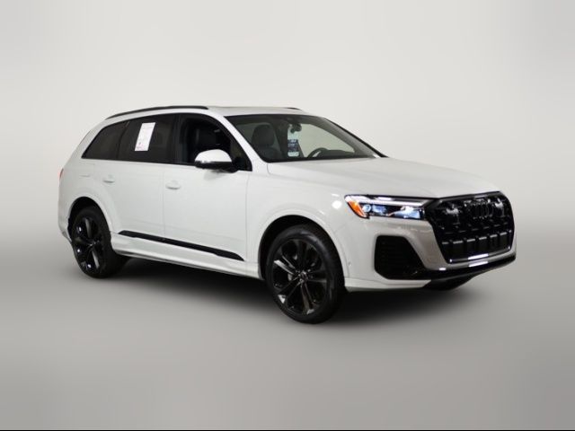 2025 Audi Q7 Premium Plus