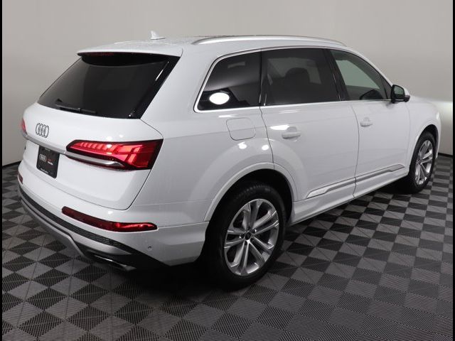 2025 Audi Q7 Premium Plus