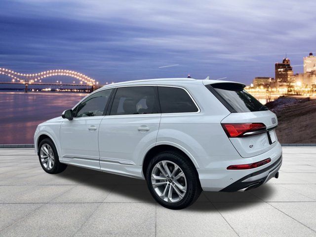 2025 Audi Q7 Premium Plus