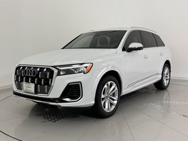 2025 Audi Q7 Premium Plus