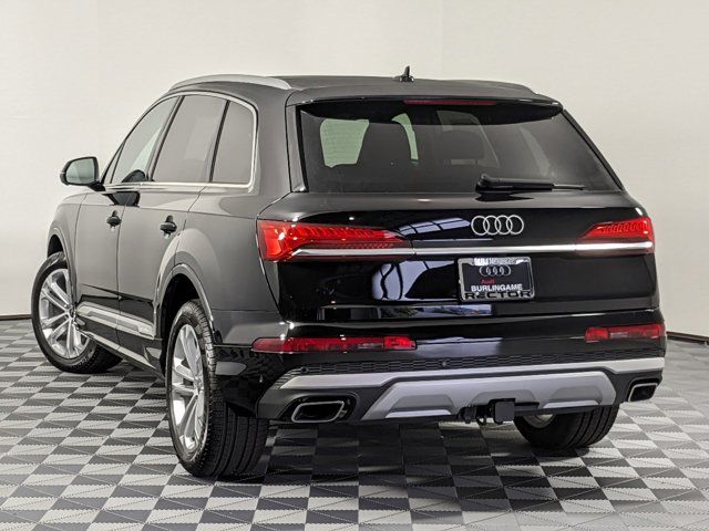 2025 Audi Q7 Premium Plus