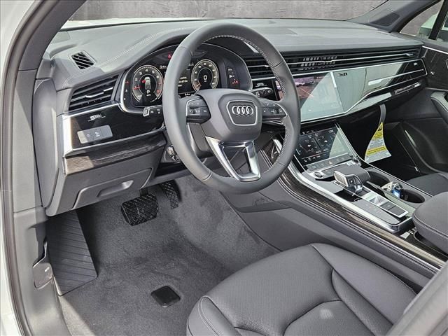 2025 Audi Q7 Premium Plus