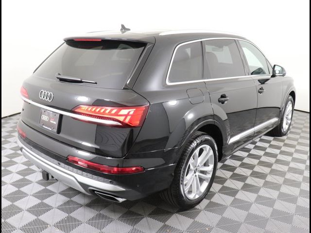 2025 Audi Q7 Premium Plus