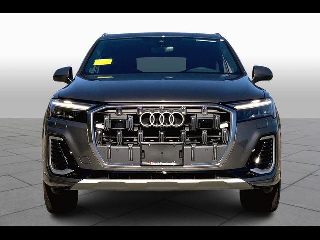 2025 Audi Q7 Premium Plus