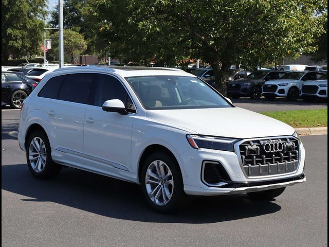 2025 Audi Q7 Premium Plus