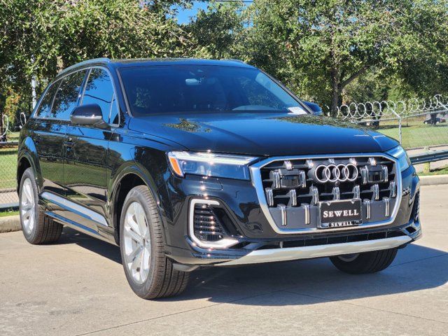 2025 Audi Q7 Premium Plus