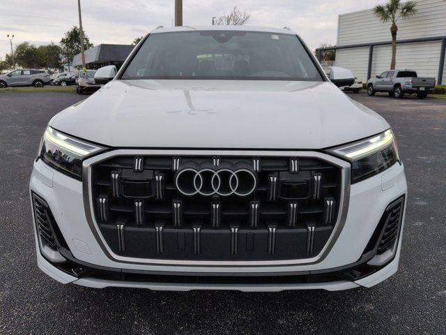 2025 Audi Q7 Premium Plus