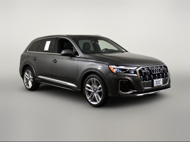 2025 Audi Q7 Premium Plus
