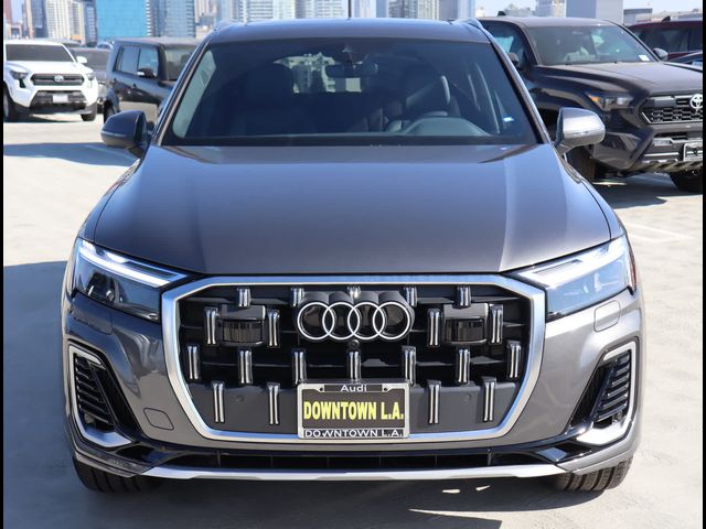 2025 Audi Q7 Premium Plus