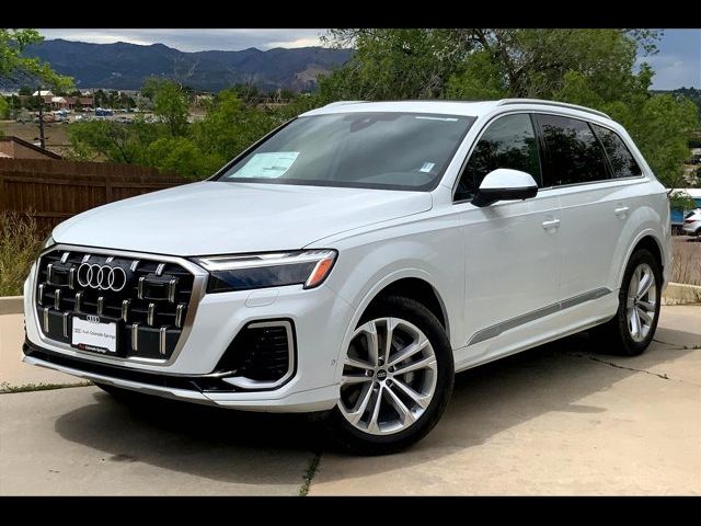 2025 Audi Q7 Premium Plus